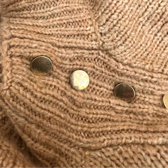 NWT Topshop tan amber funnel mock neck button shoulder fuzzy chunky sweater XS - Picture 15 of 15